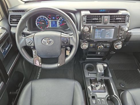 Used 2017 Toyota 4Runner TRD Off-Road Premium AWD/4WD image 14