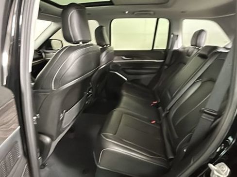 Used 2023 Jeep Grand Cherokee 4WD 4xe image 26