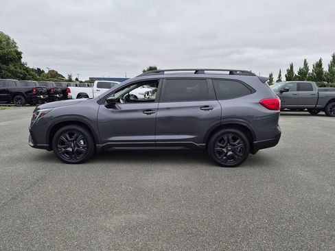 Used 2024 Subaru Ascent Onyx Edition Limited w/ Popular Package Onyx AWD/4WD image 6