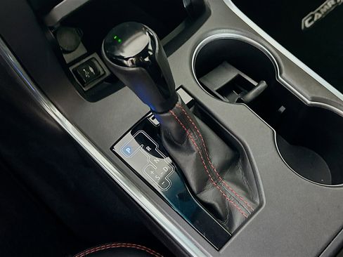 Used 2017 Toyota Camry SE image 23