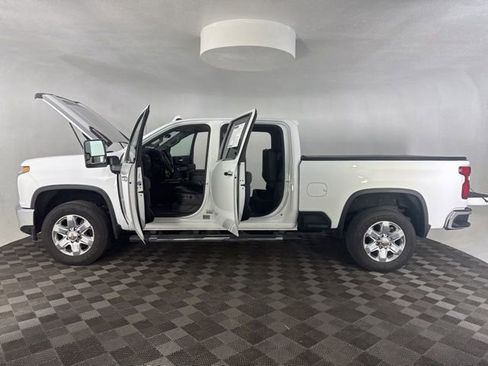 Used 2021 Chevrolet Silverado 2500 LTZ w/ LTZ Premium Package image 11