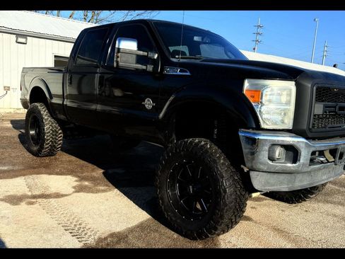 Used 2013 Ford F250 Lariat w/ Lariat Ultimate Pkg AWD/4WD image 1