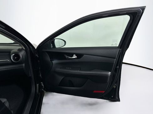 Used 2019 Kia Forte S FWD image 30