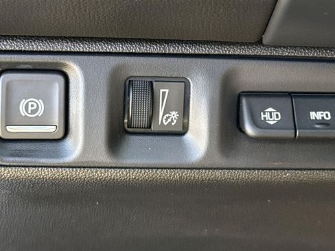 Used 2023 GMC Acadia Denali FWD image 16