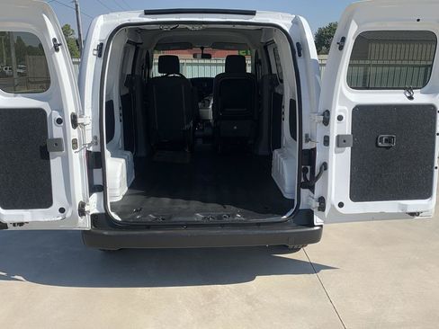 Used 2015 Chevrolet City Express LS FWD image 18