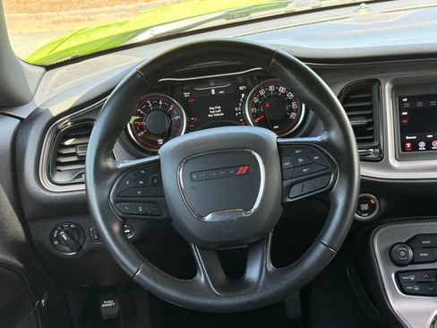 Used 2023 Dodge Challenger SXT AWD/4WD image 20