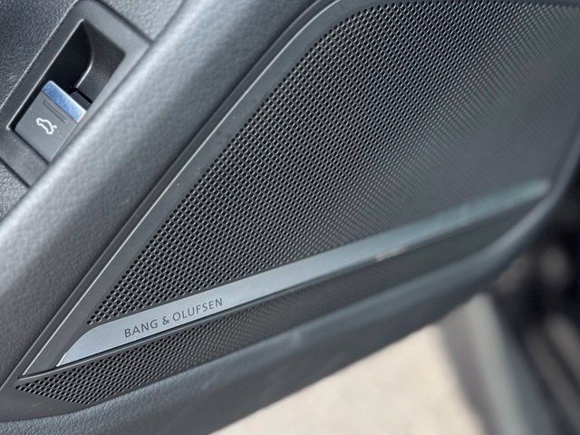 Used 2022 Audi RS 6 AWD/4WD image 15