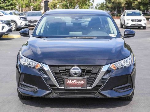 Used 2023 Nissan Sentra SV FWD image 2