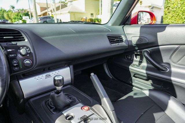 Used 2004 Honda S2000 image 52