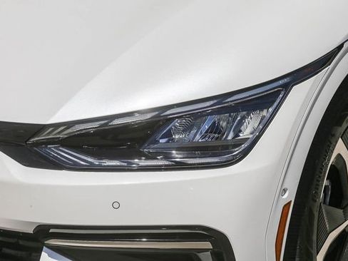 Used 2024 Kia EV6 GT-Line AWD/4WD image 6