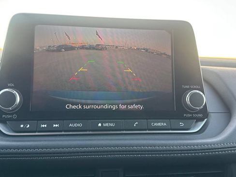 Certified 2024 Nissan Rogue S FWD image 42