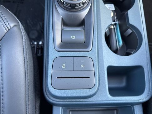 New 2025 Ford Maverick Lariat w/ Black Appearance Package image 36