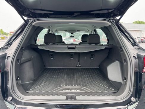 Used 2023 Chevrolet Equinox LS image 10