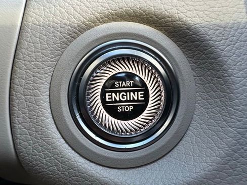 Certified 2021 Mercedes-Benz GLC 300 4MATIC image 25