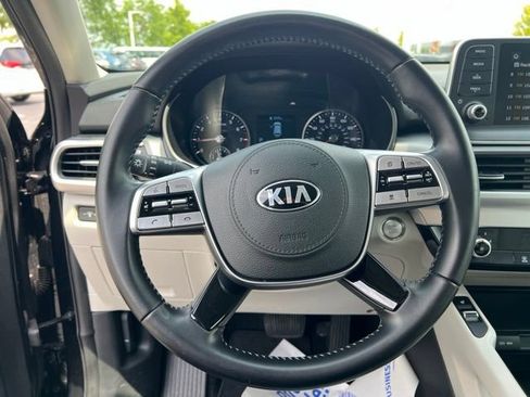 Used 2021 Kia Telluride S FWD image 14