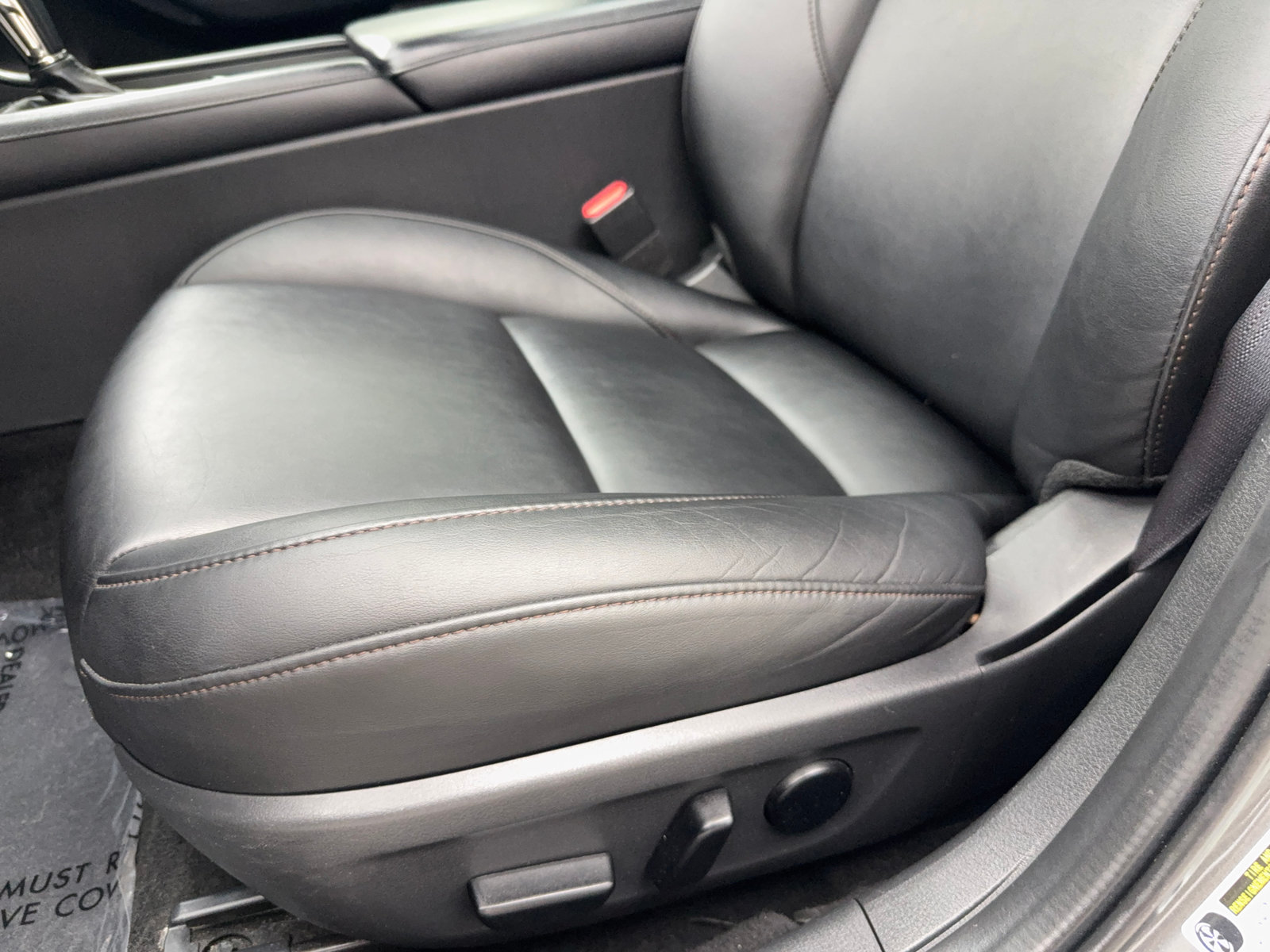 Used 2024 MAZDA MAZDA3 s FWD image 32