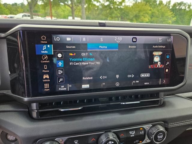 Used 2025 Jeep Wrangler Unlimited Rubicon AWD/4WD image 25