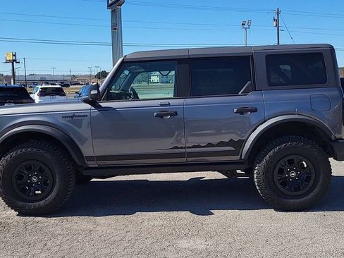 Used 2022 Ford Bronco Wildtrak image 4