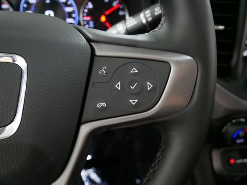 Used 2023 GMC Acadia AT4 w/ Technology Package AWD/4WD image 28