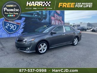 Used 2012 Toyota Camry SE FWD video 1