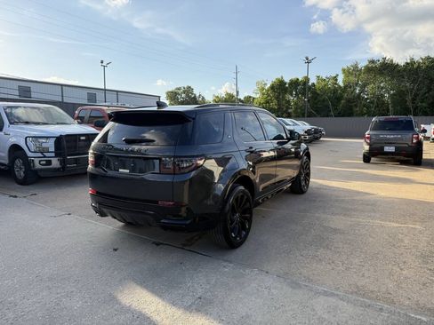 Used 2024 Land Rover Discovery Sport Dynamic SE AWD/4WD image 5