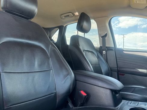 Used 2021 Ford Escape SEL w/ Technology Package FWD image 24