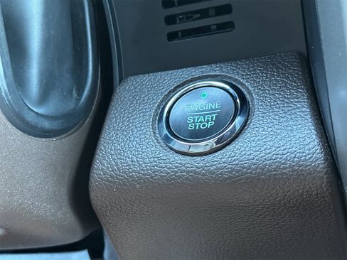 Used 2020 Ford F350 King Ranch image 24