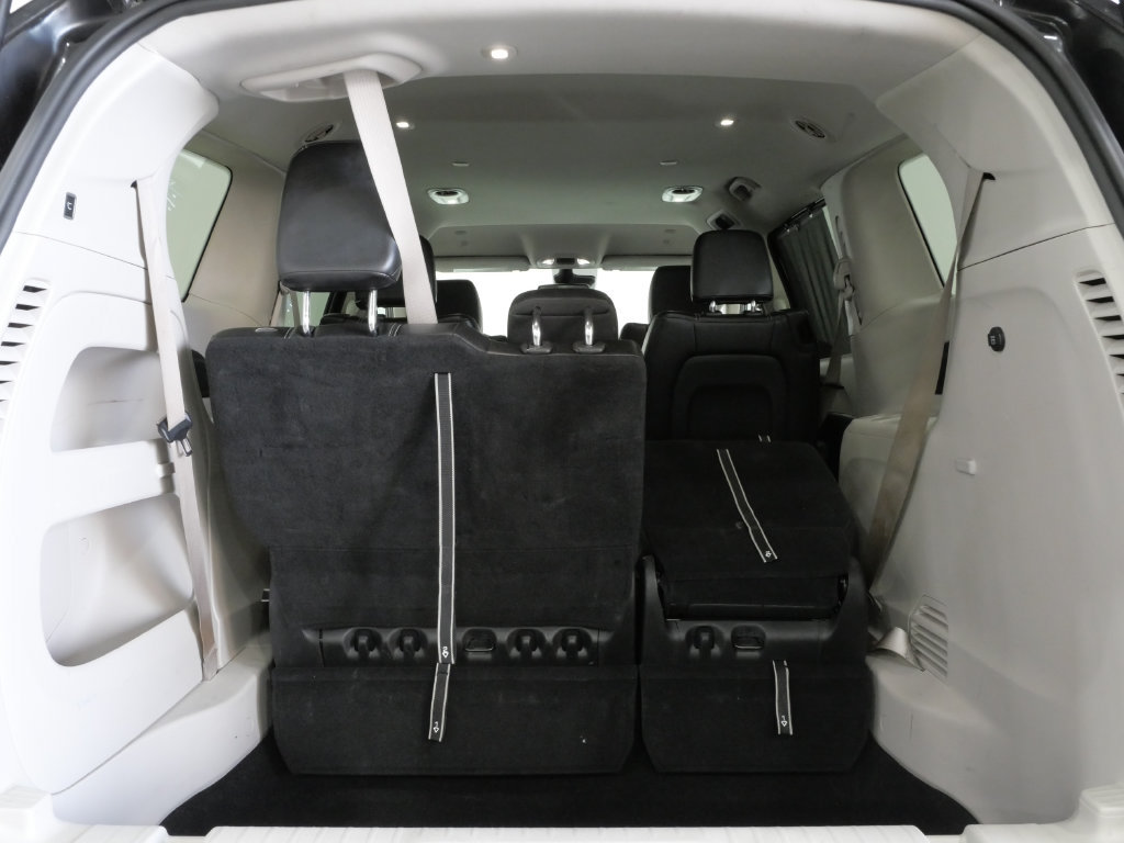 Used 2024 Chrysler Pacifica Touring-L FWD image 26
