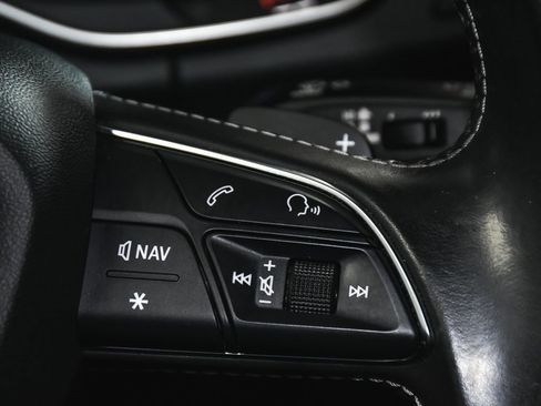 Used 2018 Audi SQ5 Premium Plus w/ Navigation Package image 40