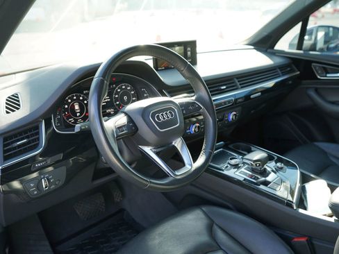 Used 2018 Audi Q7 3.0T Premium Plus image 8