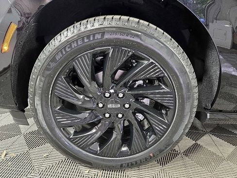 New 2025 Lincoln Navigator Reserve w/ Jet Appearance Package image 8