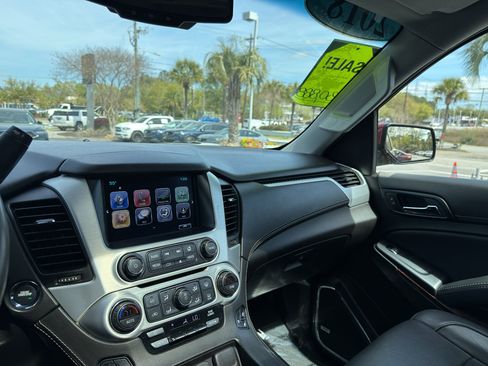 Used 2018 GMC Yukon SLT image 26