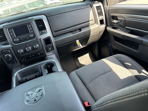 Used 2024 RAM 1500 Warlock w/ Trailer & Traction Group AWD/4WD image 15