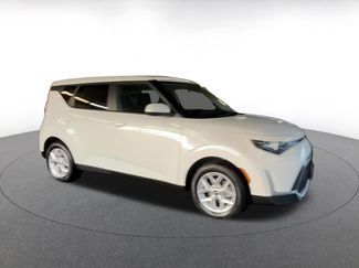 Used 2025 Kia Soul LX w/ LX Technology Package video 2
