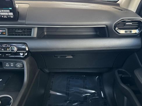 Certified 2023 Honda Pilot Touring image 28