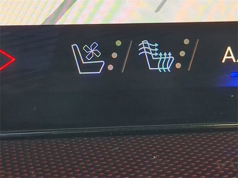 Used 2024 Chevrolet Traverse RS w/ LPO, Floor Liner Package image 24