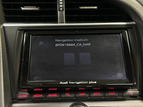 Used 2015 Audi R8 V8 w/ Full Leather Package AWD/4WD image 36