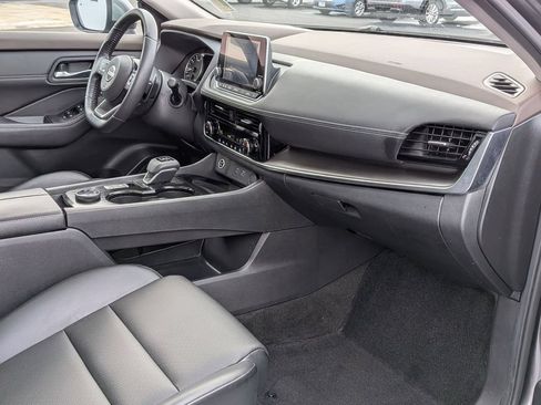 Used 2022 Nissan Rogue SV w/ SV Premium Package AWD/4WD image 29