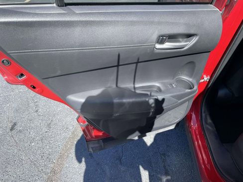 Used 2023 Toyota Corolla Cross XLE image 20