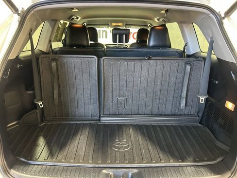 Used 2017 Toyota Highlander Plus image 21