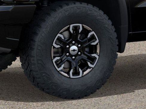 New 2026 Chevrolet Silverado 1500 ZR2 image 9