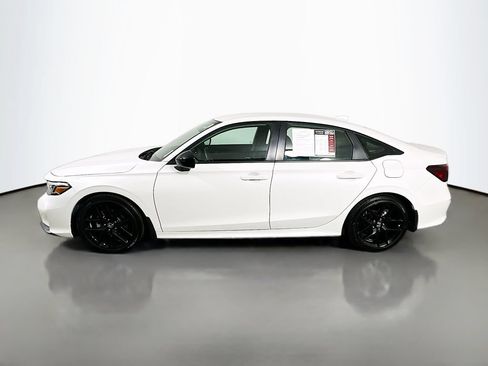 Used 2025 Honda Civic Sport image 5