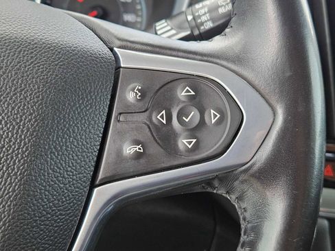 Used 2021 Chevrolet Traverse RS image 23