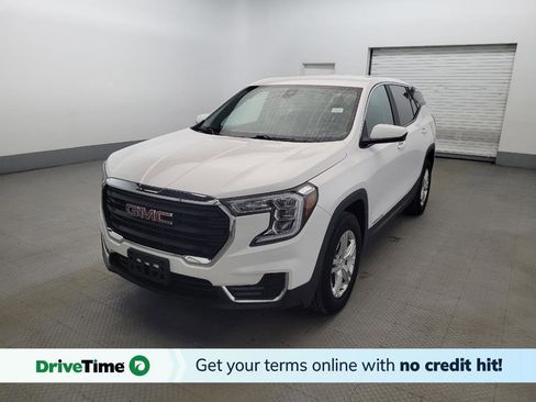Used 2023 GMC Terrain SLE AWD/4WD image 1