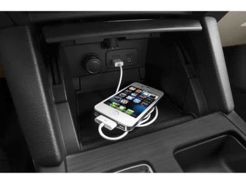 Used 2016 Subaru Legacy 3.6R Limited image 16