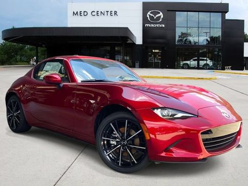 New 2026 MAZDA MX-5 Miata RF Grand Touring RWD image 1