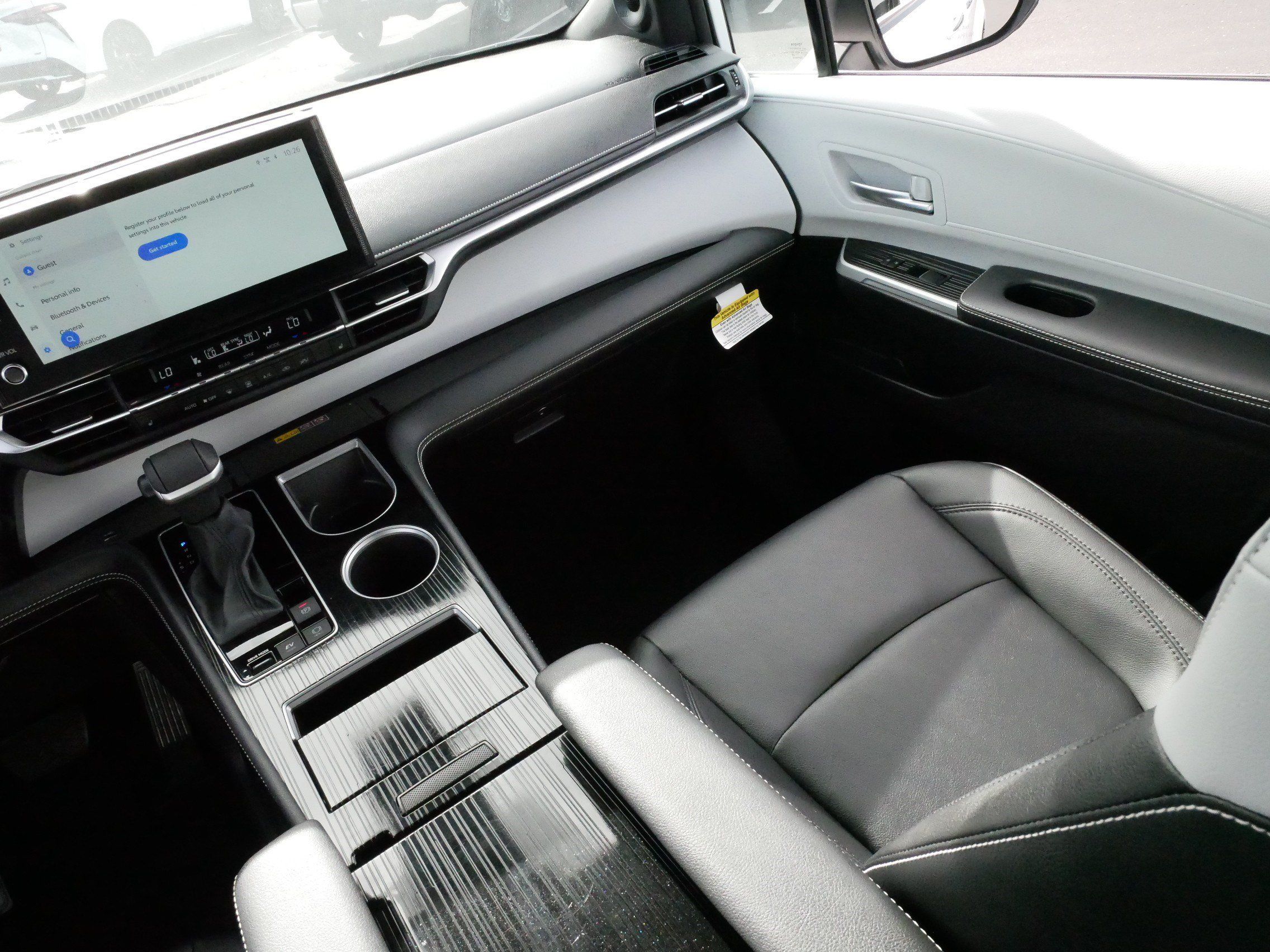 Certified 2026 Toyota Sienna XSE FWD image 11