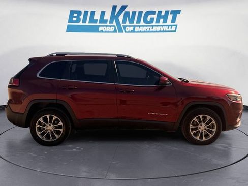 Used 2019 Jeep Cherokee Latitude Plus image 6