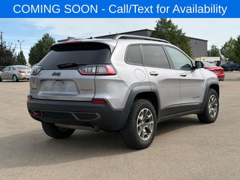 Used 2020 Jeep Cherokee Trailhawk AWD/4WD image 5