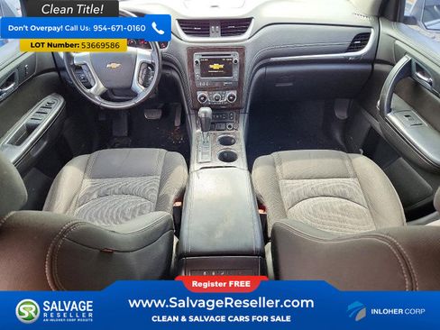 Used 2017 Chevrolet Traverse LT FWD image 11